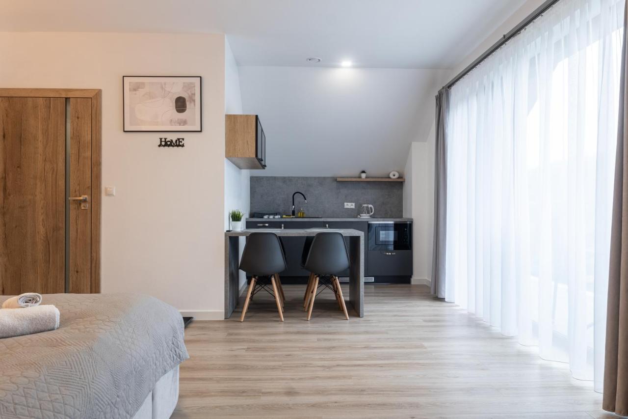 Apartamenty Aspen คาร์ปัตซ์ ภายนอก รูปภาพ