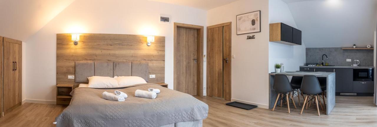 Apartamenty Aspen คาร์ปัตซ์ ภายนอก รูปภาพ