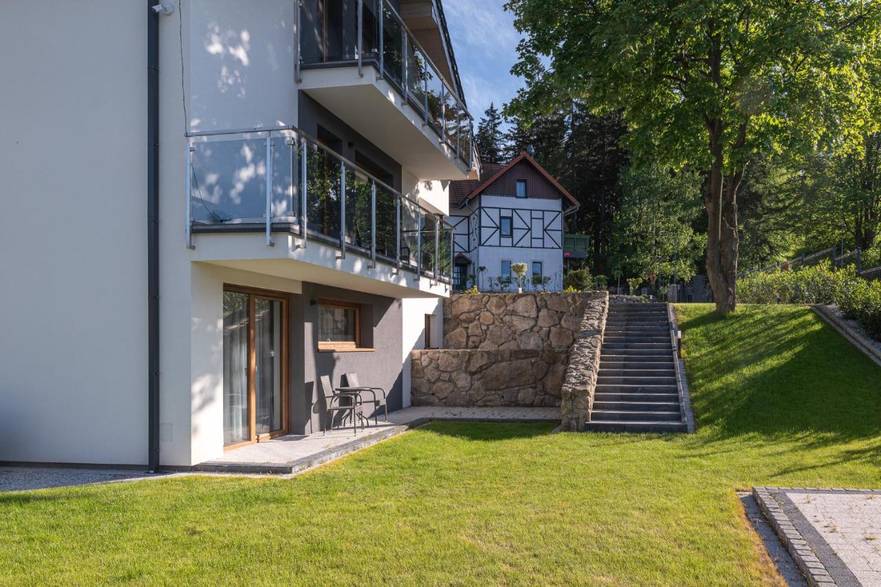 Apartamenty Aspen คาร์ปัตซ์ ภายนอก รูปภาพ